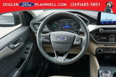 2022 Ford Escape Hybrid SEL