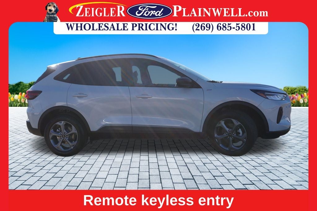 2025 Ford Escape ST-Line AWD ST Line Seats BLis Traffic Alert