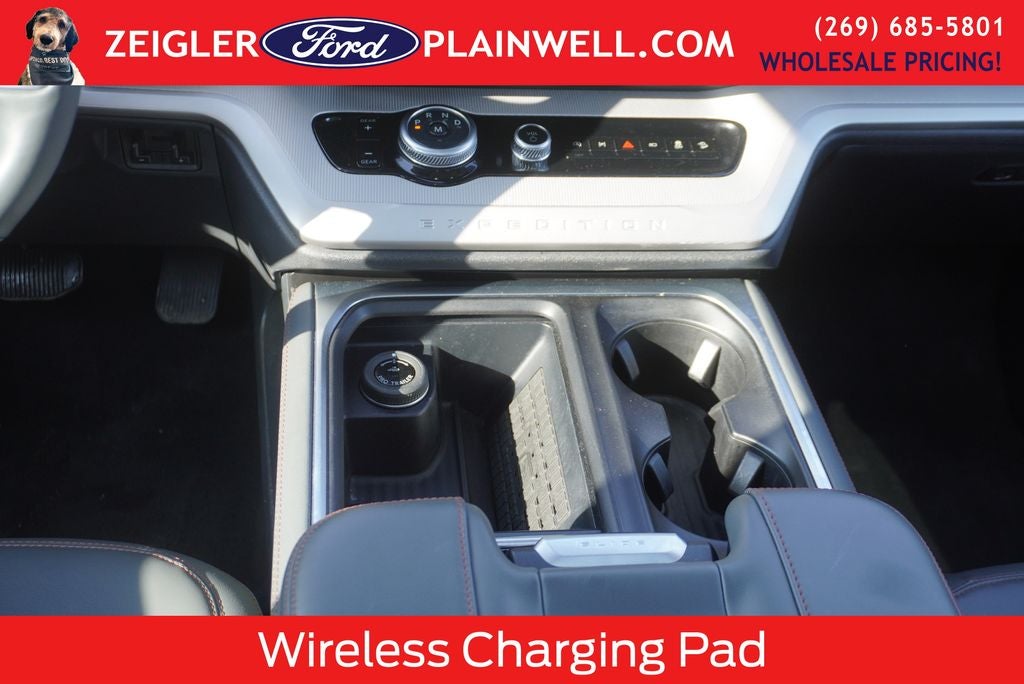 2025 Ford Expedition Max Active 4x4 Leather Panoramic Moonroof Leather Rear Camera