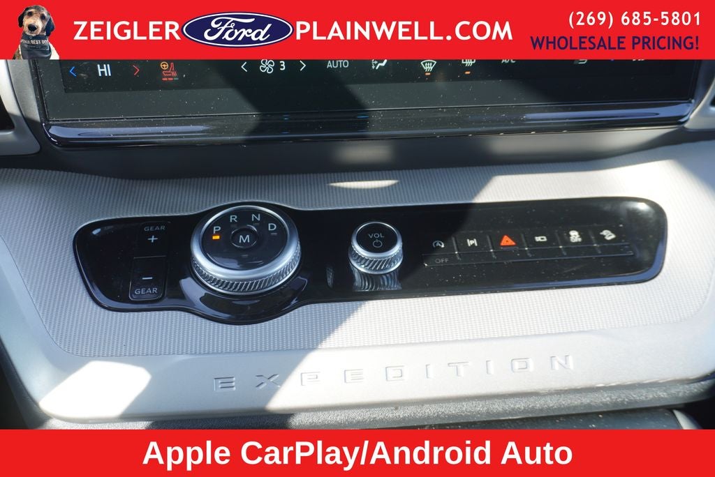 2025 Ford Expedition Active 4x4 Panoramic Roof Leather Rear Camera