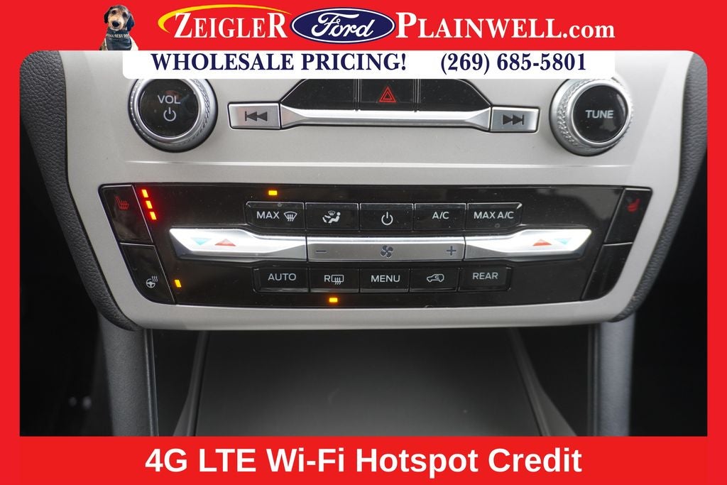 2024 Ford Explorer XLT Leather 4x4 Rear Camera