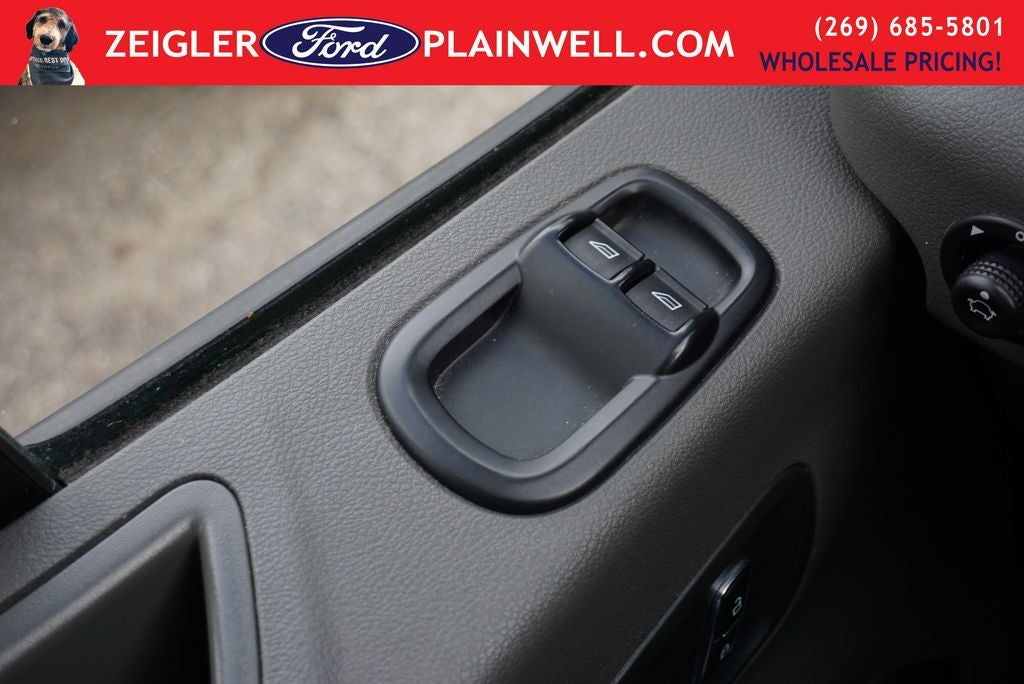 2023 Ford Transit-250 Base AWD Medium Roof 148" Wheel Base 3.5L V6 Interior U