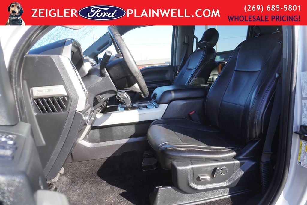 2016 Ford F-150 Lariat Crew Cab 4x4 Heated Leather NAV Chrome Pkg Tow Pkg