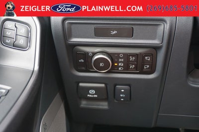 2026 Ford F-150 Lariat BLACK APPEARANCE PKG TWIN PANEL ROOF 20" BLACK WH