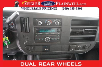 2016 Chevrolet Express 4500 Base Cutaway