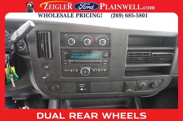 2016 Chevrolet Express 4500 Base Cutaway