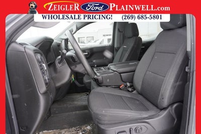 2022 Chevrolet Silverado 1500 LTD Custom CREW CAB 4X4 BLACK APPEARANCE PLG 20' WHEELS