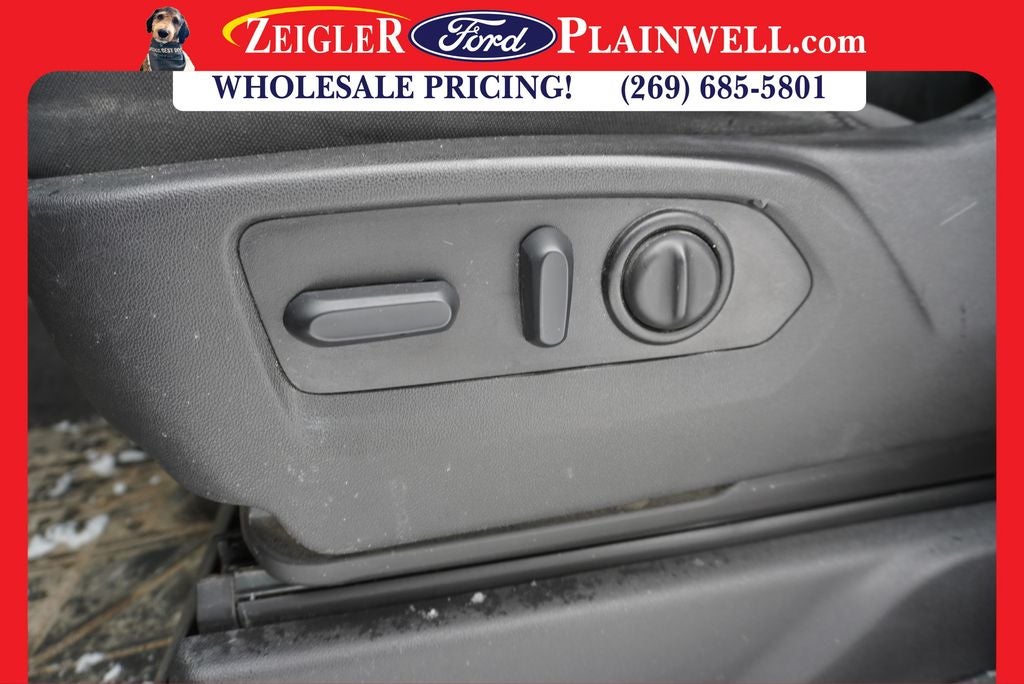 2022 Chevrolet Silverado 1500 LTD Custom CREW CAB 4X4 BLACK APPEARANCE PLG 20' WHEELS