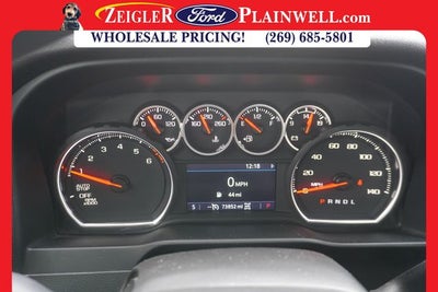 2022 Chevrolet Silverado 1500 LTD Custom CREW CAB 4X4 BLACK APPEARANCE PLG 20' WHEELS