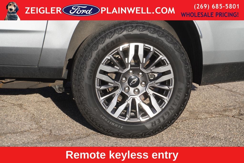 2025 Chevrolet Suburban Z71 Naigation Heated Leather 8 Passenger 3rd Row Rear