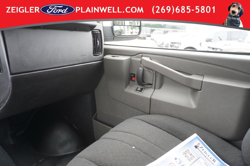 2025 GMC Savana 2500 Work Van Cargo Work Van Running Boards Rear Camera