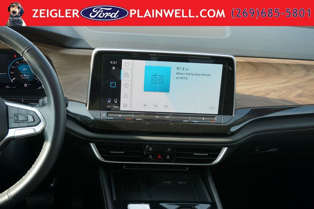 2025 Volkswagen Atlas 2.0T SE w/Technology