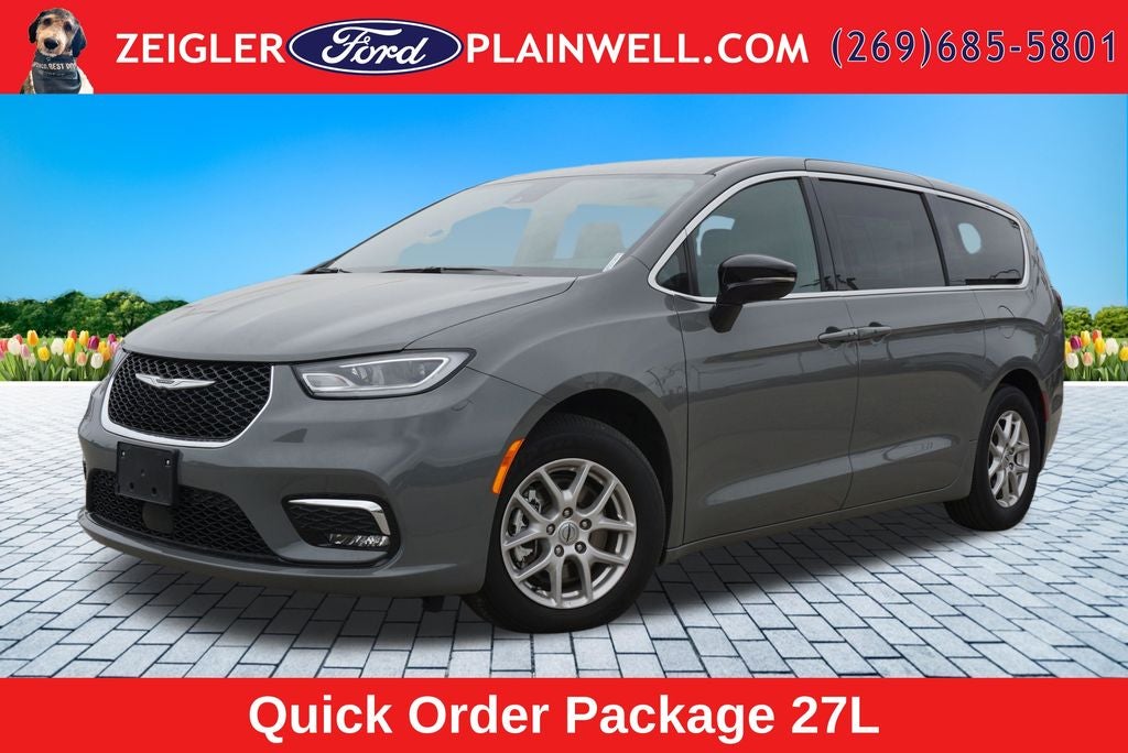 2025 Chrysler Pacifica Select