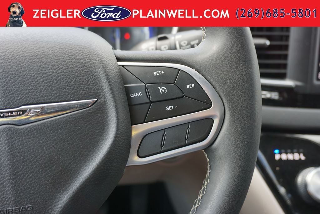 2024 Chrysler Voyager LX