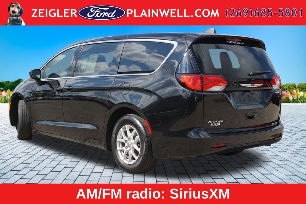 2024 Chrysler Voyager LX