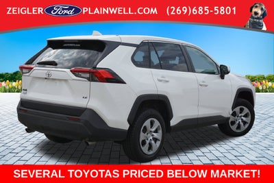 2022 Toyota RAV4 LE