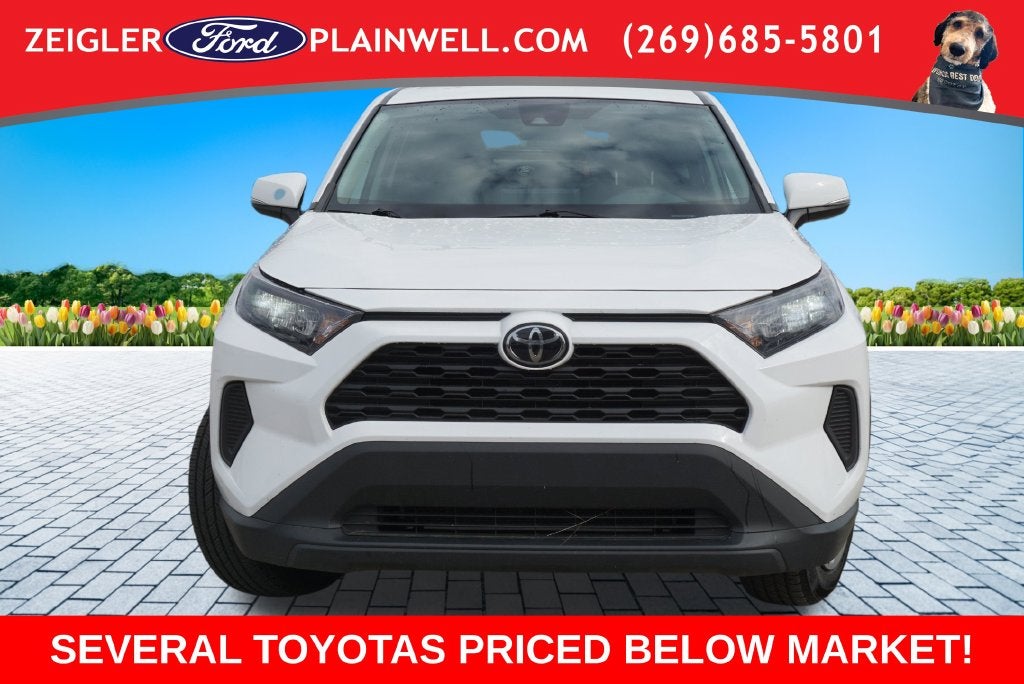 2022 Toyota RAV4 LE