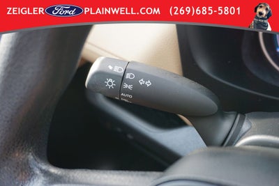 2023 Toyota RAV4 Hybrid XLE AWD Power Moonroof Rear Camera Power Seat