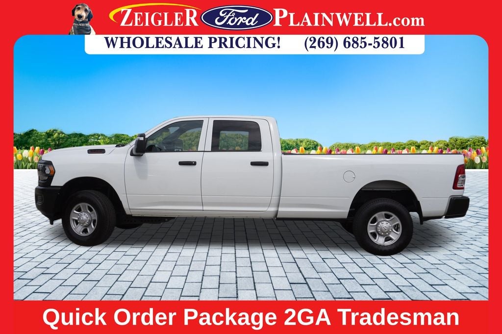 2023 RAM 3500 Tradesman 4x4 CREW CAB LONG BOX 6.4L V8 Nav HD Vinyl Seat Tr