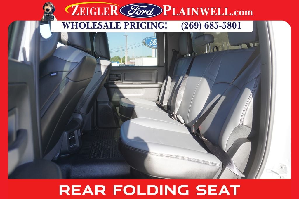 2023 RAM 3500 Tradesman CREW CAB 4X4 6.4L V8 REAR TOPPER