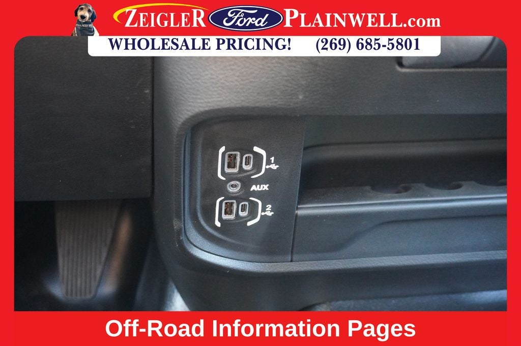 2023 RAM 3500 Tradesman CREW CAB 4X4 6.4L V8 REAR TOPPER