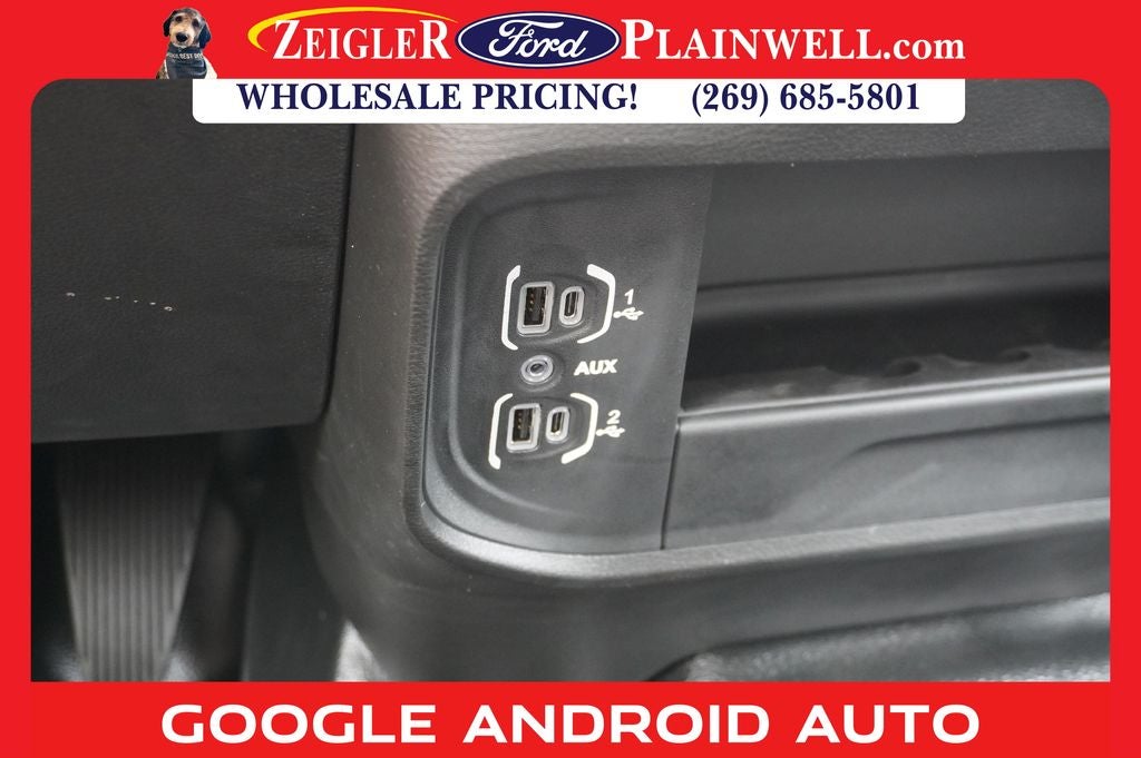 2023 RAM 3500 Tradesman 4x4 CREW CAB LONG BOX 6.4L V8 Navigation HD Vinyl