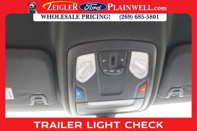 2023 RAM 3500 Tradesman 4x4 CREW CAB LONG BOX 6.4L V8 Navigation HD Vinyl