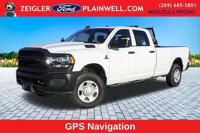 2024 RAM 3500 Tradesman CREW CAB 4X4 V8 6.7L CUMMINGS TURBO DIESEL
