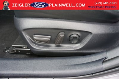 2024 Toyota Camry SE Rear Spoiler Rear Back up Camera Power Seat