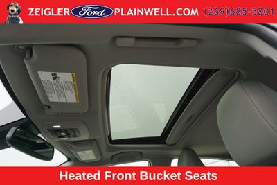 2022 Toyota Camry SE Power Moonroof Heated Combo Seats Rear Camera