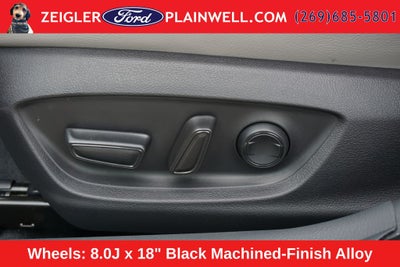 2022 Toyota Camry SE Power Moonroof Heated Combo Seats Rear Camera