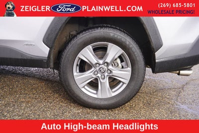 2022 Toyota RAV4 Hybrid XLE AWD Power Moonroof Rear Camera