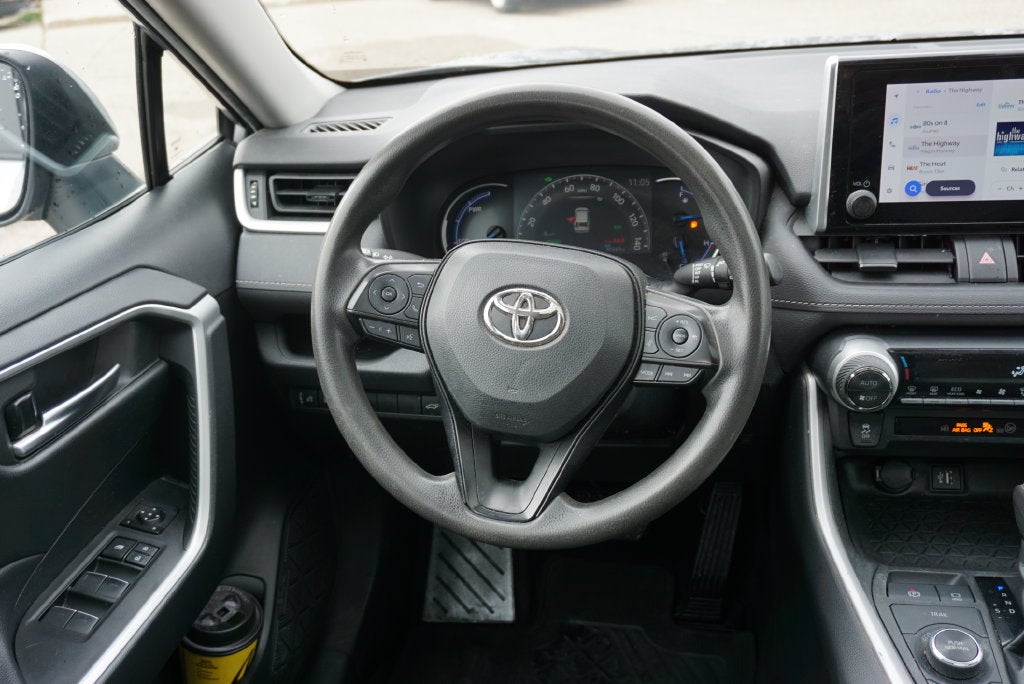 2023 Toyota RAV4 Hybrid XLE