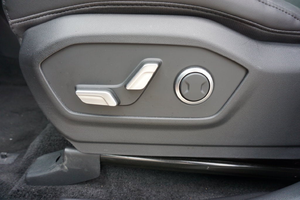 2026 Hyundai Santa Fe SEL Heated Leather 3rd Row Rear Camera Blis