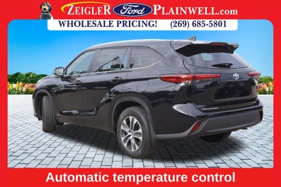 2023 Toyota Highlander Hybrid XLE 4x4 Power Moonroof Blis Rear Camera 3rd Row P Lift