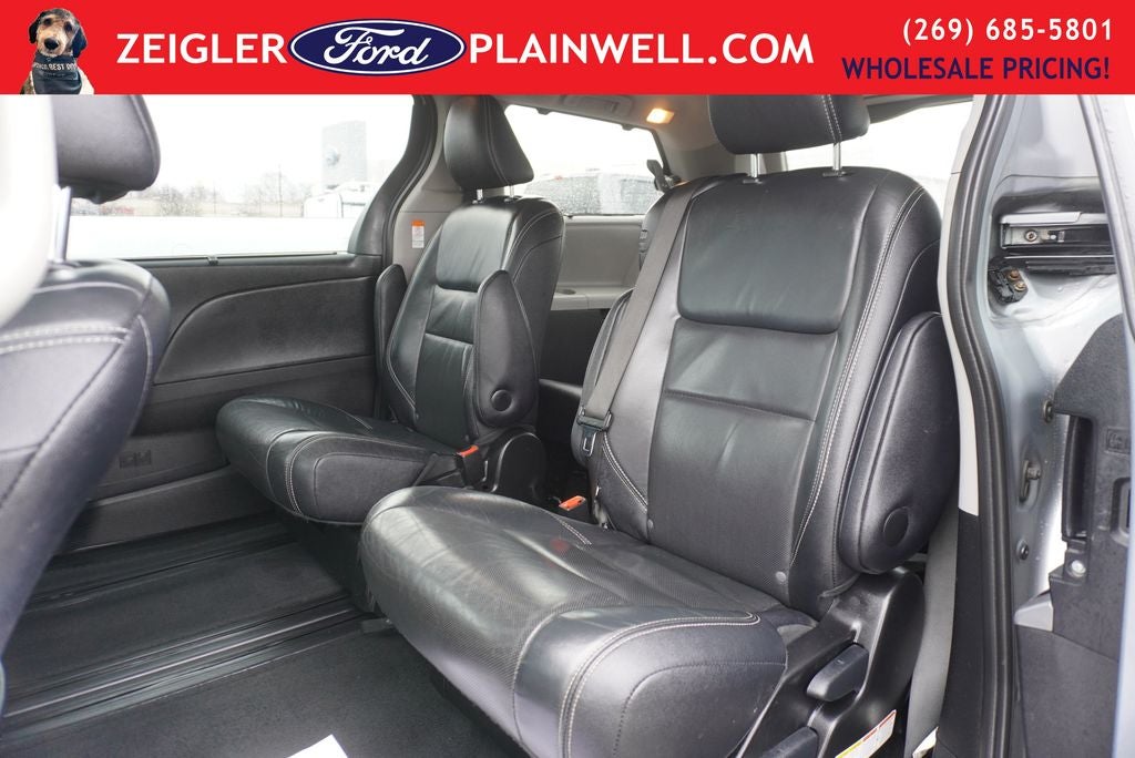 2016 Toyota Sienna SE Premium 8 Passenger