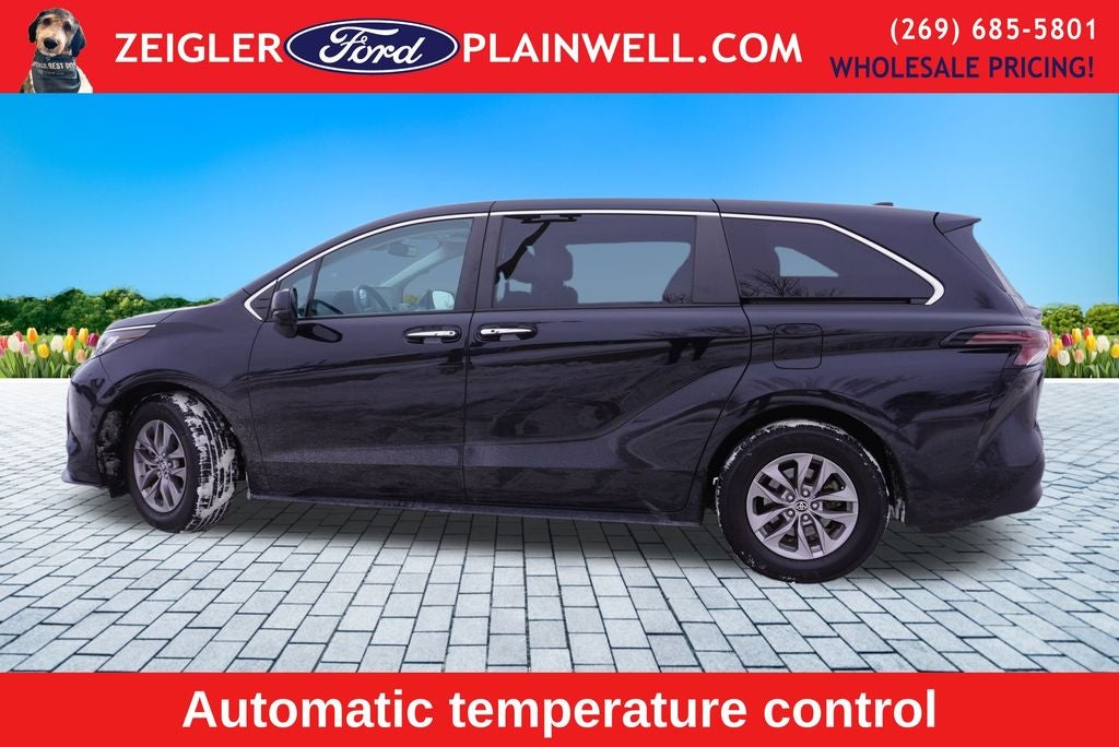 2023 Toyota Sienna XLE 7 Passenger
