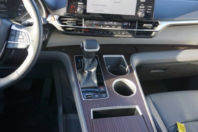 2024 Toyota Sienna XLE 7 Passenger