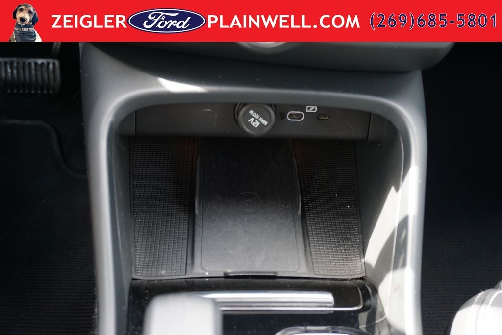 2023 Volvo C40 Recharge Pure Electric Twin Plus AWD PANORAMIC ROOF LEATHER 360 CAMERA