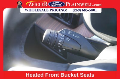 2023 Volvo XC60 Recharge Plug-In Hybrid T8 Plus Dark Theme