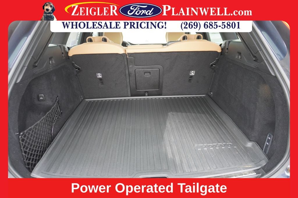 2023 Volvo XC60 B5 Ultimate Bright Theme