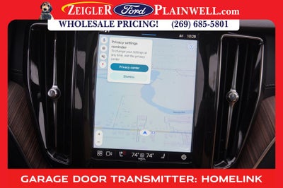 2023 Volvo XC60 B5 Ultimate Bright Theme