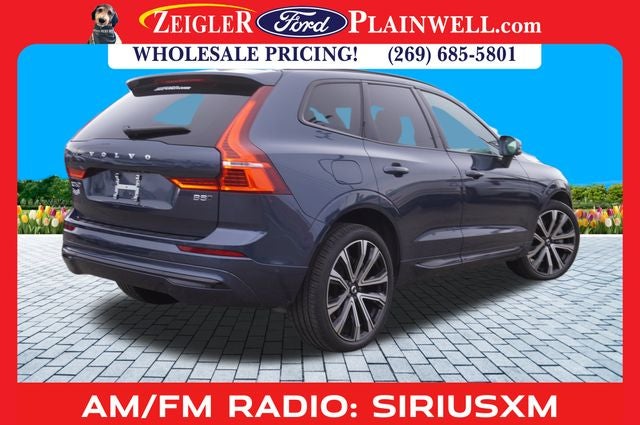 2023 Volvo XC60 B5 Ultimate Bright Theme
