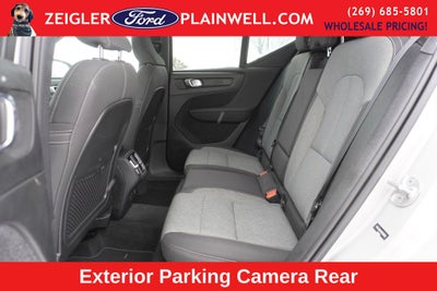 2024 Volvo XC40 B5 Core AWD