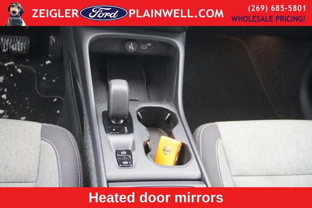 2024 Volvo XC40 B5 Core AWD