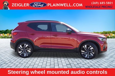 2023 Volvo XC40 B5 Plus Dark Theme AWD HEATED LEATHER POWER MOONROOF NAV