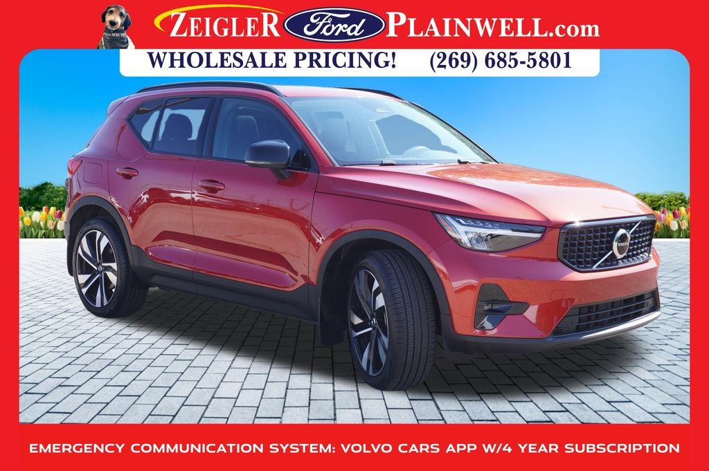 2023 Volvo XC40 B5 Plus Dark Theme AWD HEATED LEATHER POWER MOONROOF NAV