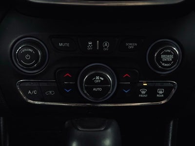 2022 Jeep Cherokee Latitude Lux 4x4