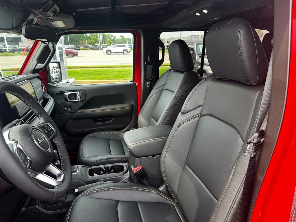 2025 Jeep Wrangler WRANGLER 4-DOOR SAHARA