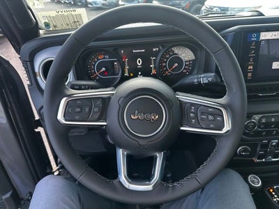 2025 Jeep Wrangler WRANGLER 4-DOOR SAHARA